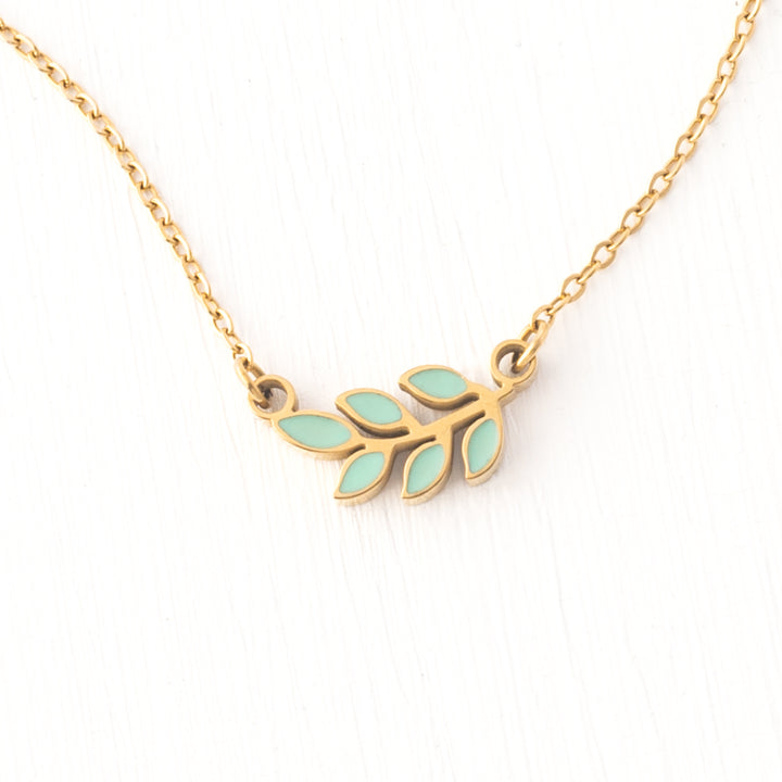 Rowen Leaf Necklace in Mint