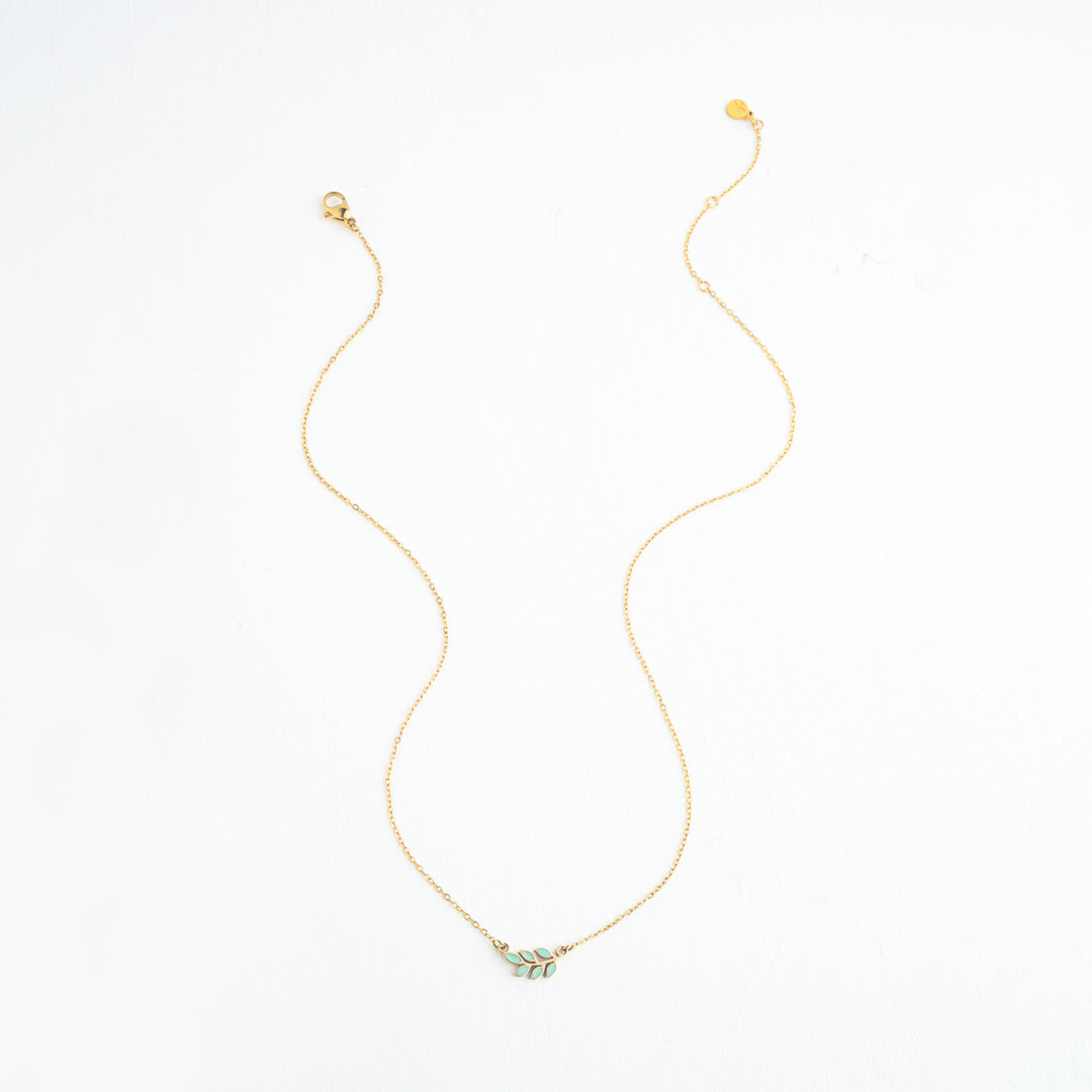 Rowen Leaf Necklace in Mint