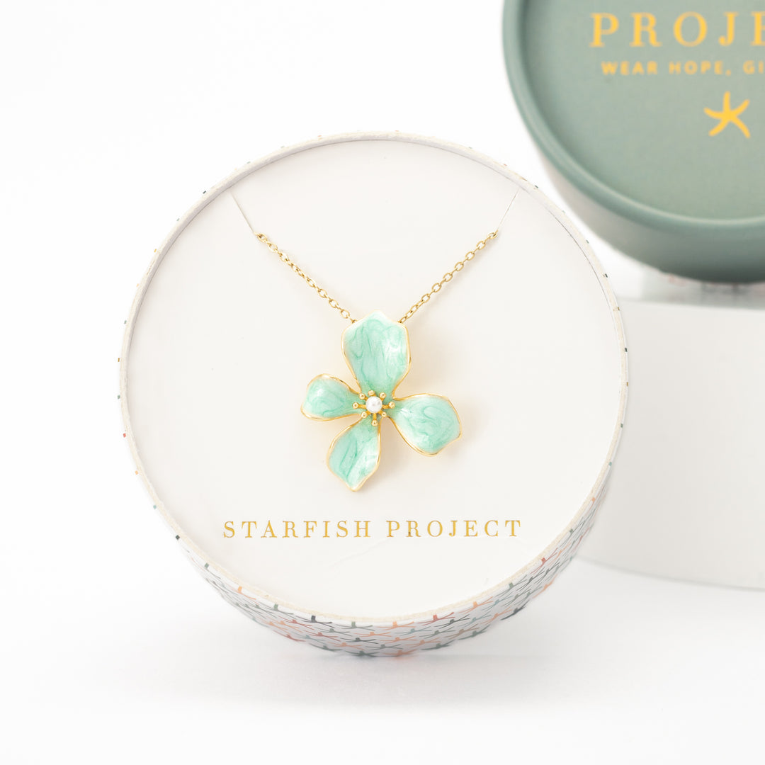 Hope in Bloom Necklace in Mint