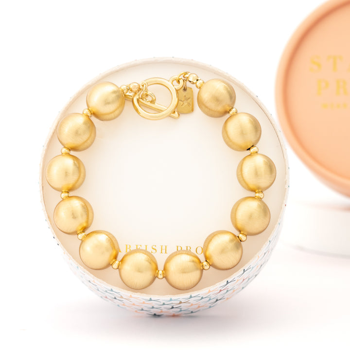 En Vogue Ball Bracelet in Gold